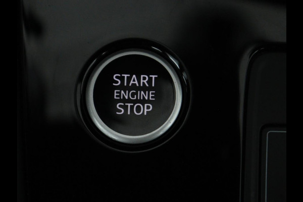 Audi A3 30 TFSI Advanced edition | Stoelverwarming | Matrix LED | Adaptive cruise | Camera | Park Assist | Elektrische stoel | Carplay | Sportstoelen | Navigatie | Virtual Cockpit | Climate control | Audi Sound
