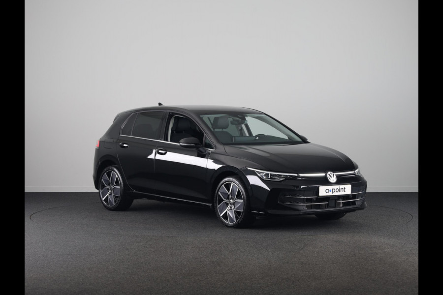 Volkswagen Golf 1.5 eHybrid Style Edition 204 pk Automaat (DSG) | Verlengde garantie | Navigatie via App | Parkeersensoren (Park assist) | Achteruitrijcamera | Stoel/stuur verwarming |