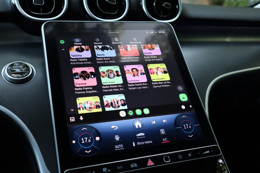 Mercedes-Benz C-Klasse Estate 300 e Luxury Line | Trekhaak | Sfeerverlichting | Carplay |