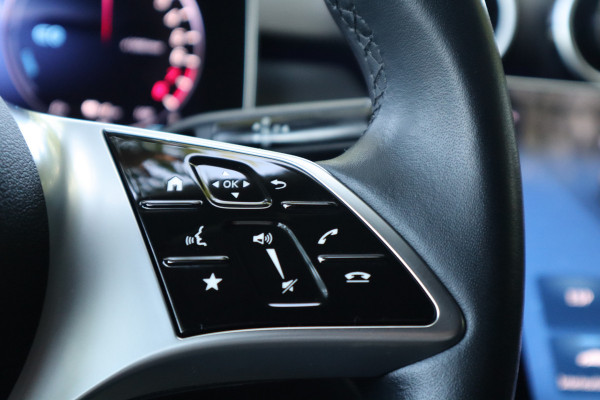 Mercedes-Benz C-Klasse Estate 300 e Luxury Line | Trekhaak | Sfeerverlichting | Carplay |