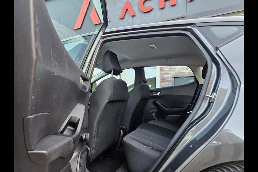 Ford Fiesta 1.1 Trend Trekhaak! PDC! Navigatie! Nette Auto! Dealer Onderhouden! NAP!