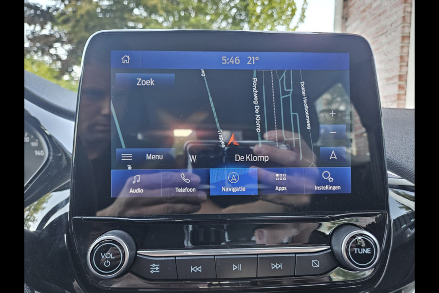 Ford Fiesta 1.1 Trend Trekhaak! PDC! Navigatie! Nette Auto! Dealer Onderhouden! NAP!
