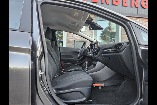 Ford Fiesta 1.1 Trend Trekhaak! PDC! Navigatie! Nette Auto! Dealer Onderhouden! NAP!