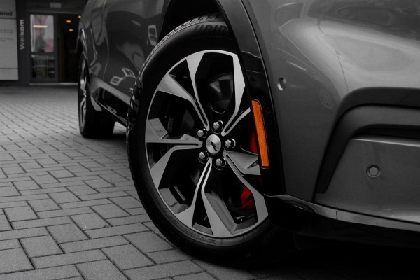 Ford Mustang Mach-E Extended Premium AWD 98 kWh 351pk | Panoramadak | 1.500kg Trekgewicht
