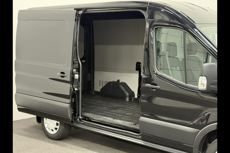 Ford Transit 310 2.0 TDCI L2H2 130PK Trend Automaat Navigatie Trekhaak 360° Camera Airco Cruise DAB+