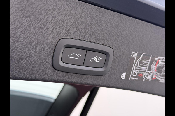 Volvo XC40 1.5 T5 Recharge Inscription AUTOMAAT | TREKHAAK | PANORAMADAK | LEDER| DEALER ONDERHOUDEN| HARMAN KARDON| DODE HOEK SENSOR| 360 CAMERA|