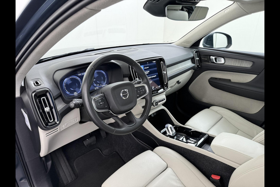 Volvo XC40 1.5 T5 Recharge Inscription AUTOMAAT | TREKHAAK | PANORAMADAK | LEDER| DEALER ONDERHOUDEN| HARMAN KARDON| DODE HOEK SENSOR| 360 CAMERA|