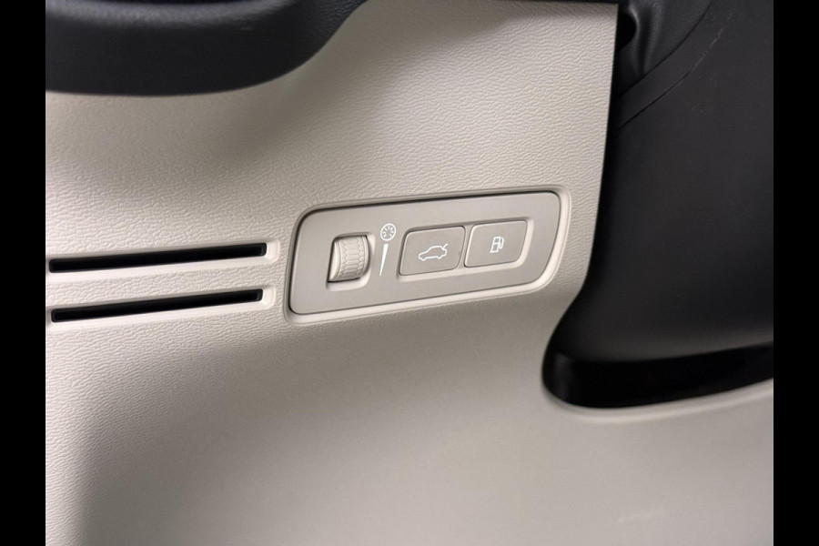 Volvo XC40 1.5 T5 Recharge Inscription AUTOMAAT | TREKHAAK | PANORAMADAK | LEDER| DEALER ONDERHOUDEN| HARMAN KARDON| DODE HOEK SENSOR| 360 CAMERA|