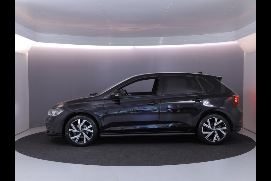 Volkswagen Polo 1.0 TSI R-Line 110 pk Automaat (DSG) | Navigatie via App | Parkeersensoren (Park assist) | Achteruitrijcamera | Adaptieve cruise control | Stoelverwarming | R-Line |