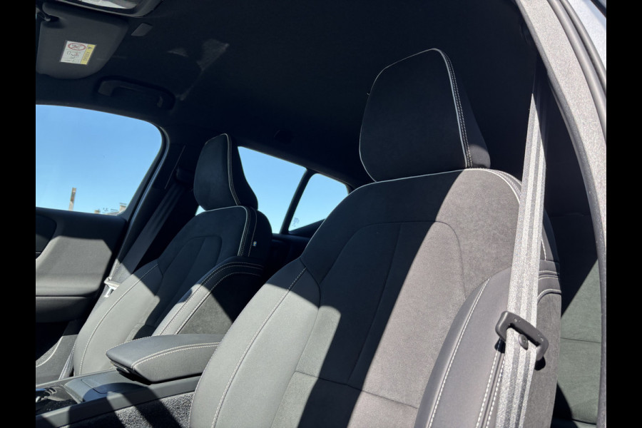 Volvo XC40 Recharge Twin Plus 78 kWh  | Zwenkbare trekhaak | Adaptieve cruise | Blis | Full LED |