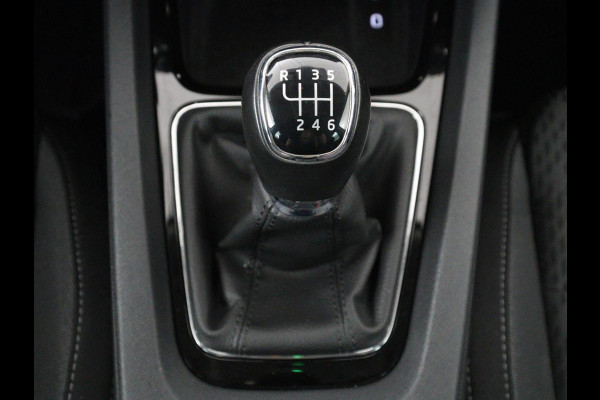 Škoda Octavia 1.5 TSI First Edition | Trekhaak | Stoelverwarming | Adaptive cruise | Carplay | Navigatie | Matrix LED | Keyless | Virtual Cockpit | Sfeerverlichting | Climate control | DAB | Parkeerhulp