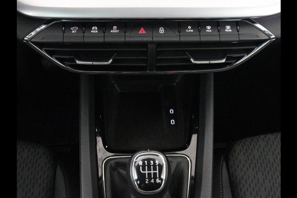 Škoda Octavia 1.5 TSI First Edition | Trekhaak | Stoelverwarming | Adaptive cruise | Carplay | Navigatie | Matrix LED | Keyless | Virtual Cockpit | Sfeerverlichting | Climate control | DAB | Parkeerhulp