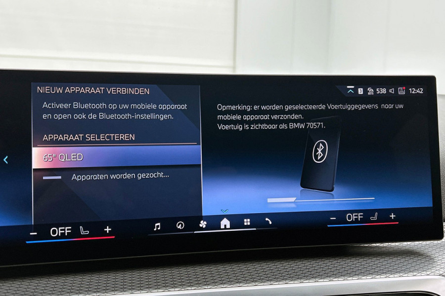 BMW i4 EDrive35 70 kWh M-sportpakket SoH 93,46%(1e Eig, Dealer OndH, Navi Pro, Camera, Carplay, Addapt Cruise, StoelV, PDC V+A,Etc