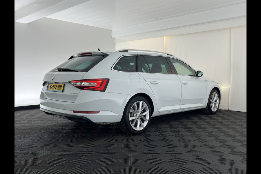 Škoda Superb Combi 1.5 TSI ACT Style Business (INCL.BTW) Aut. *LEATHER-MICROFIBRE | XENON | MEMORY-PACK | NAVI-FULLMAP | CAMERA | KEYLESS | HEATED-COMFORTSEATS | PRIVACY-GLASS | SHIFT-PADDLES | ECC | PDC | CRUISE | 18''ALU*