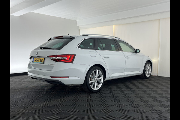Škoda Superb Combi 1.5 TSI ACT Style Business (INCL.BTW) Aut. *LEATHER-MICROFIBRE | XENON | MEMORY-PACK | NAVI-FULLMAP | CAMERA | KEYLESS | HEATED-COMFORTSEATS | PRIVACY-GLASS | SHIFT-PADDLES | ECC | PDC | CRUISE | 18''ALU*