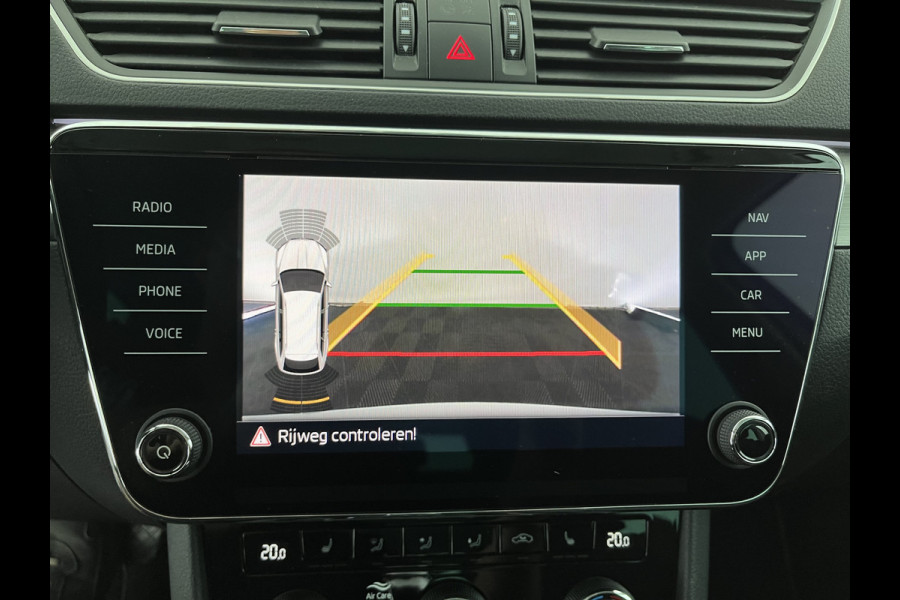 Škoda Superb Combi 1.5 TSI ACT Style Business (INCL.BTW) Aut. *LEATHER-MICROFIBRE | XENON | MEMORY-PACK | NAVI-FULLMAP | CAMERA | KEYLESS | HEATED-COMFORTSEATS | PRIVACY-GLASS | SHIFT-PADDLES | ECC | PDC | CRUISE | 18''ALU*