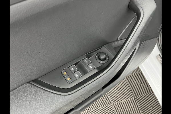 Škoda Superb Combi 1.5 TSI ACT Style Business (INCL.BTW) Aut. *LEATHER-MICROFIBRE | XENON | MEMORY-PACK | NAVI-FULLMAP | CAMERA | KEYLESS | HEATED-COMFORTSEATS | PRIVACY-GLASS | SHIFT-PADDLES | ECC | PDC | CRUISE | 18''ALU*