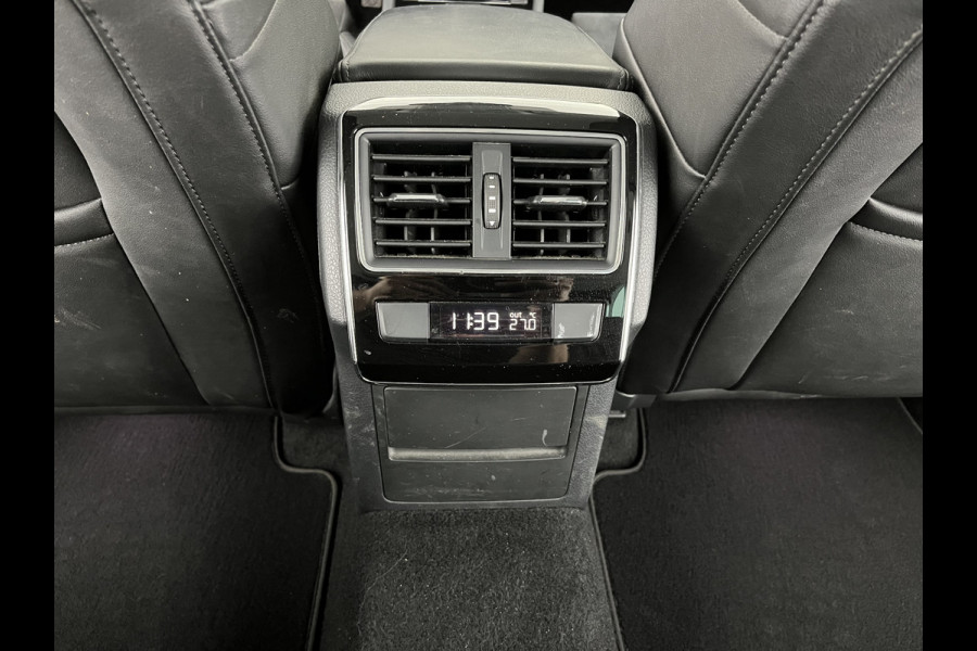 Škoda Superb Combi 1.5 TSI ACT Style Business (INCL.BTW) Aut. *LEATHER-MICROFIBRE | XENON | MEMORY-PACK | NAVI-FULLMAP | CAMERA | KEYLESS | HEATED-COMFORTSEATS | PRIVACY-GLASS | SHIFT-PADDLES | ECC | PDC | CRUISE | 18''ALU*