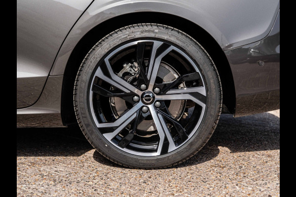 Volvo V60 2.0 T8 PHEV 455PK AWD Ultra Dark | Pano | B&W Sound | Leder | Ventilatie | BTW