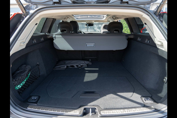 Volvo V60 2.0 T8 PHEV 455PK AWD Ultra Dark | Pano | B&W Sound | Leder | Ventilatie | BTW