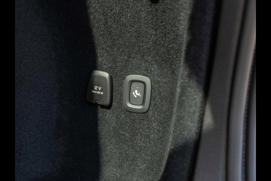 Volvo V60 2.0 T8 PHEV 455PK AWD Ultra Dark | Pano | B&W Sound | Leder | Ventilatie | BTW
