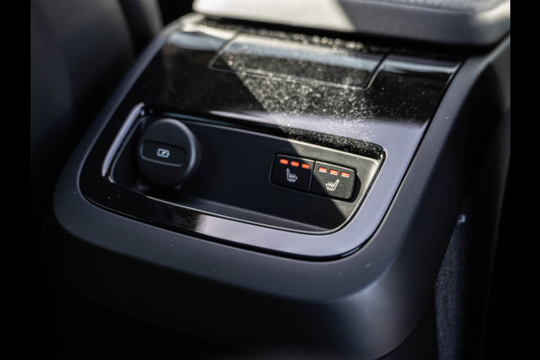 Volvo V60 2.0 T8 PHEV 455PK AWD Ultra Dark | Pano | B&W Sound | Leder | Ventilatie | BTW