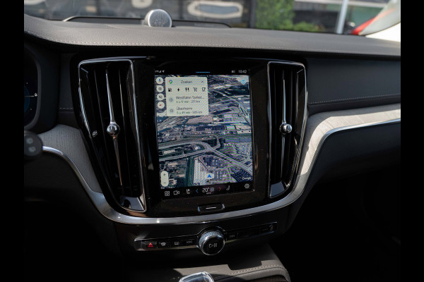 Volvo V60 2.0 T8 PHEV 455PK AWD Ultra Dark | Pano | B&W Sound | Leder | Ventilatie | BTW