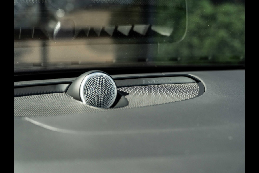 Volvo V60 2.0 T8 PHEV 455PK AWD Ultra Dark | Pano | B&W Sound | Leder | Ventilatie | BTW