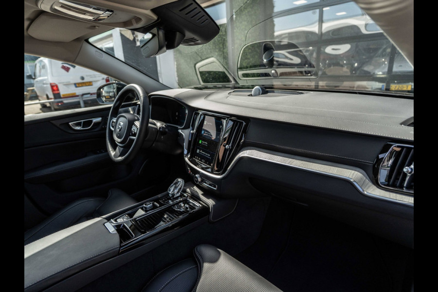 Volvo V60 2.0 T8 PHEV 455PK AWD Ultra Dark | Pano | B&W Sound | Leder | Ventilatie | BTW