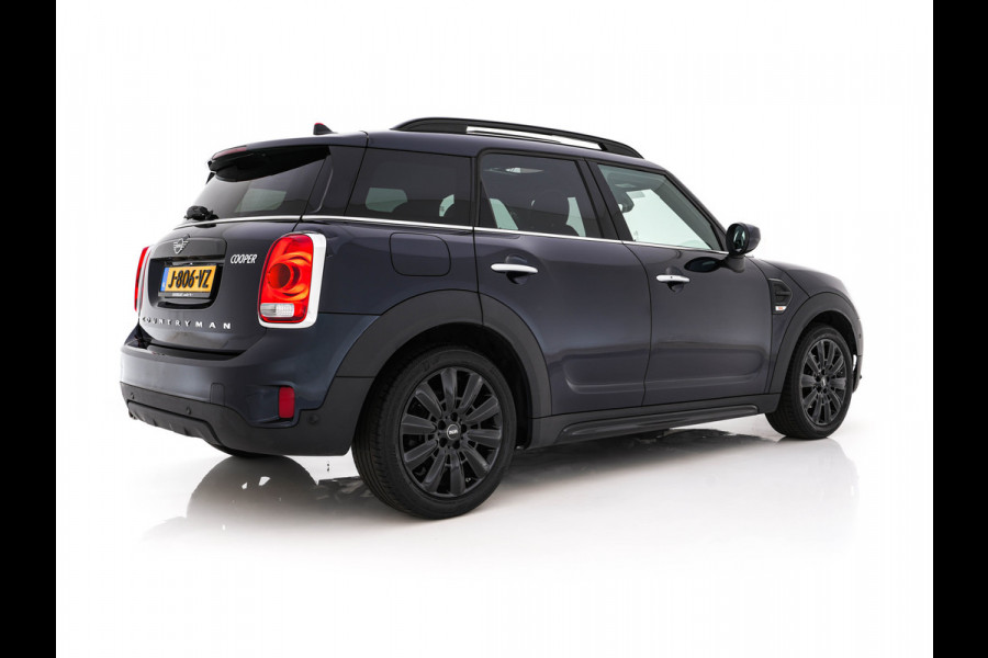 MINI Countryman 1.5 Cooper Chili Aut. *PANO | LEATHER-FABRIC | FULL-LED | HARMAN/KARDON | HEATED-SPORTSEATS | KEYLESS | NAVI-FULLMAP | PRIVACY-GLASS | AMBIENTLIGHT | ECC | PDC | CRUISE | 18''ALU*