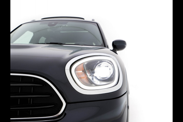 MINI Countryman 1.5 Cooper Chili Aut. *PANO | LEATHER-FABRIC | FULL-LED | HARMAN/KARDON | HEATED-SPORTSEATS | KEYLESS | NAVI-FULLMAP | PRIVACY-GLASS | AMBIENTLIGHT | ECC | PDC | CRUISE | 18''ALU*