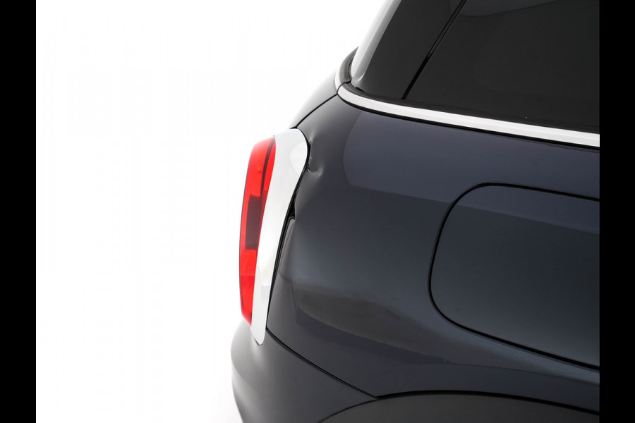 MINI Countryman 1.5 Cooper Chili Aut. *PANO | LEATHER-FABRIC | FULL-LED | HARMAN/KARDON | HEATED-SPORTSEATS | KEYLESS | NAVI-FULLMAP | PRIVACY-GLASS | AMBIENTLIGHT | ECC | PDC | CRUISE | 18''ALU*