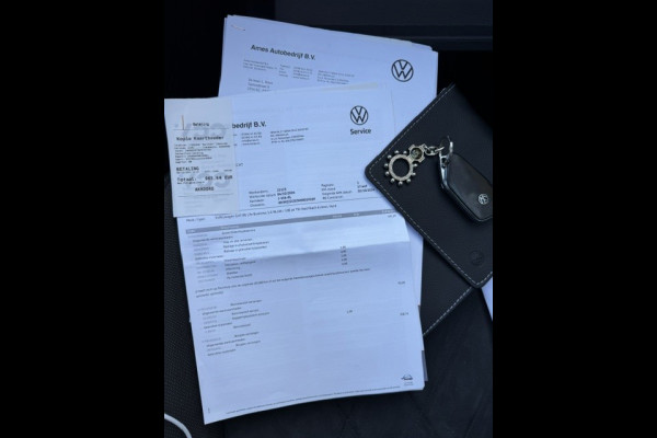 Volkswagen Golf 1.5 TSI Life -Panoramadak-LED-Sfeer-Trekhaak
