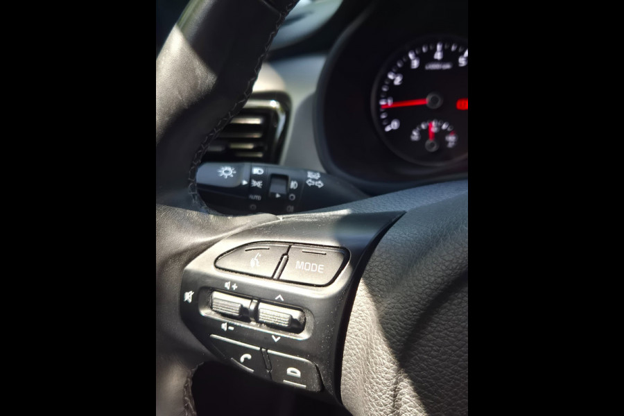 Kia Rio T-GDi MHEV Dynamic Plus Line Camera CarPlay ACC Navi NAP Automaat Hybride Stoelverwarming LED