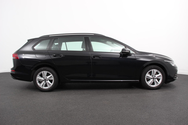 Volkswagen Golf Variant 1.5 TSI 131pk Life Navigatie Apple Carplay/Android Auto Adaptive Cruise Control Parkeersensoren Camera Park Assist Stoel- en stuurverwarming Virtual Cockpit Climatronic