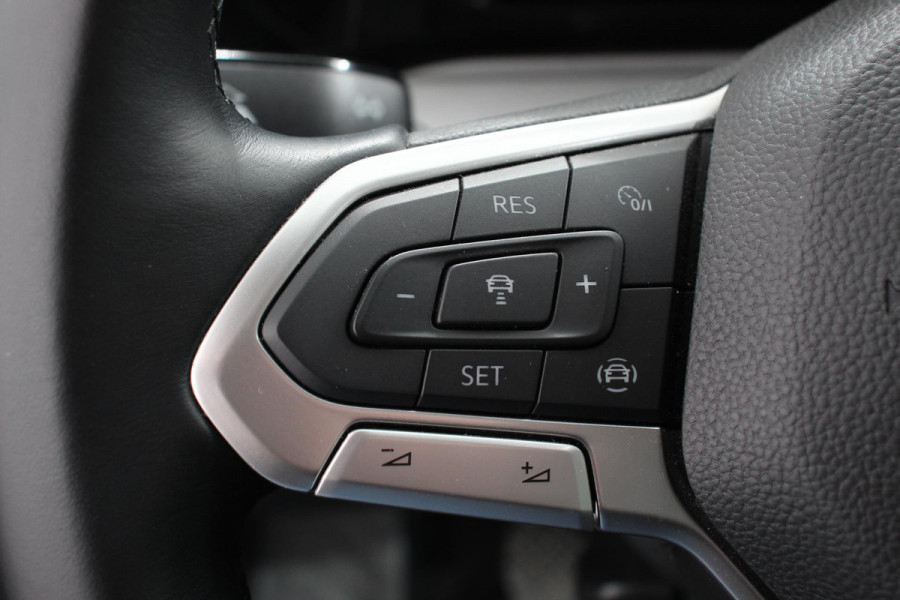 Volkswagen Golf Variant 1.5 TSI 131pk Life Navigatie Apple Carplay/Android Auto Adaptive Cruise Control Parkeersensoren Camera Park Assist Stoel- en stuurverwarming Virtual Cockpit Climatronic