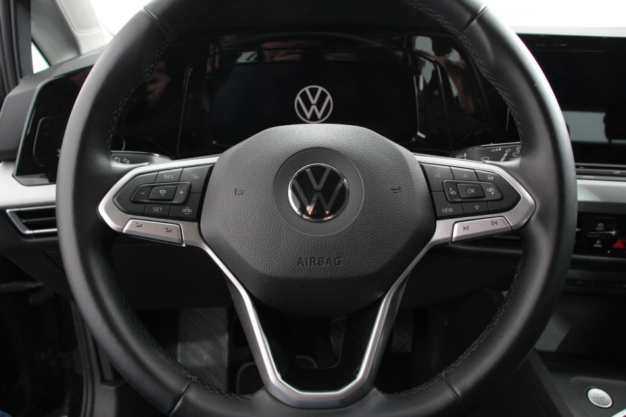 Volkswagen Golf Variant 1.5 TSI 131pk Life Navigatie Apple Carplay/Android Auto Adaptive Cruise Control Parkeersensoren Camera Park Assist Stoel- en stuurverwarming Virtual Cockpit Climatronic