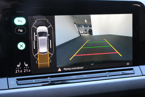 Volkswagen Golf Variant 1.5 TSI 131pk Life Navigatie Apple Carplay/Android Auto Adaptive Cruise Control Parkeersensoren Camera Park Assist Stoel- en stuurverwarming Virtual Cockpit Climatronic