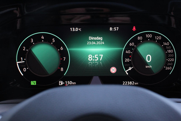 Volkswagen Golf Variant 1.5 TSI 131pk Life Navigatie Apple Carplay/Android Auto Adaptive Cruise Control Parkeersensoren Camera Park Assist Stoel- en stuurverwarming Virtual Cockpit Climatronic