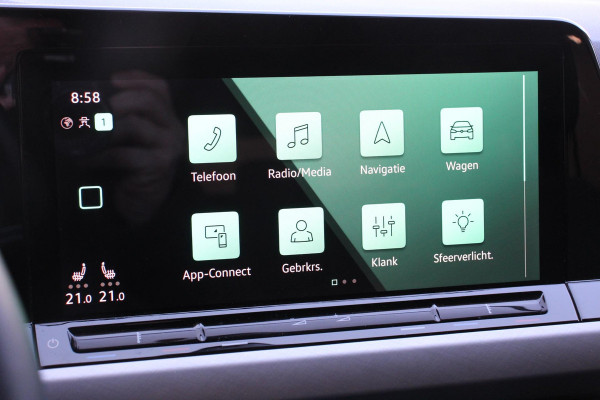 Volkswagen Golf Variant 1.5 TSI 131pk Life Navigatie Apple Carplay/Android Auto Adaptive Cruise Control Parkeersensoren Camera Park Assist Stoel- en stuurverwarming Virtual Cockpit Climatronic