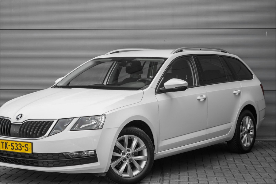 Škoda Octavia Combi 1.0 TSI Greentech Ambition Business Navi CarPlay