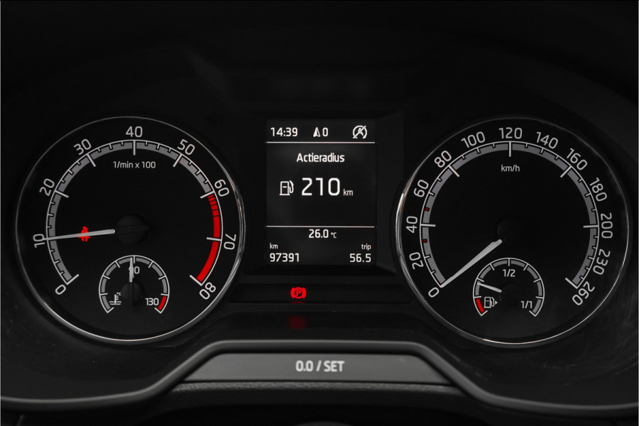 Škoda Octavia Combi 1.0 TSI Greentech Ambition Business Navi CarPlay