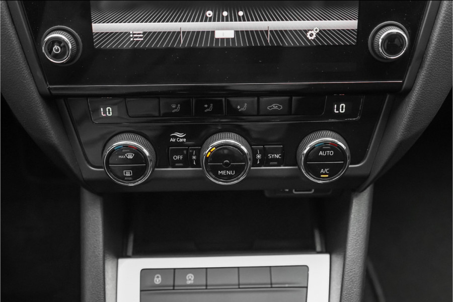 Škoda Octavia Combi 1.0 TSI Greentech Ambition Business Navi CarPlay