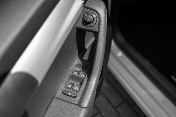 Škoda Octavia Combi 1.0 TSI Greentech Ambition Business Navi CarPlay