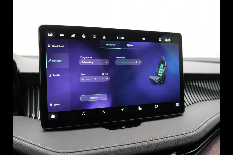 Škoda Superb Combi 1.5 TSI Laurin & Klement PHEV 204pk Dealer O.H. | Trekhaak Af Fabriek | Head Up | Adaptive Cruise | 360 Camera | Lederen Comfortzetels Massage & Ventilatie & Memory | Canton Audio | Stuur & Stoelen Verwarmd | Keyless | Blis | Plug In Hybrid |