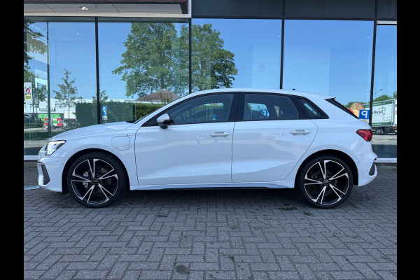 Audi A3 Sportback 40 TFSI e Advanced edition S Line - Automaat - Navi - Winterpakket