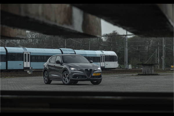 Alfa Romeo Stelvio MY23 2.0 T GME AWD Sprint 280PK | Panoramadak | Veloce interieur | Facelift |