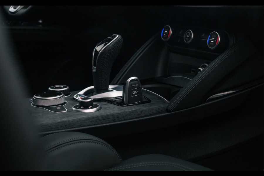 Alfa Romeo Stelvio MY23 2.0 T GME AWD Sprint 280PK | Panoramadak | Veloce interieur | Facelift |