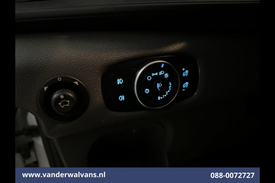 Ford Transit 2.0 TDCI 130pk Bakwagen Laadklep Euro6 Airco | Cruisecontrol | Verwarmde Voorruit | 960kg laadvermogen Bijrijdersbank
