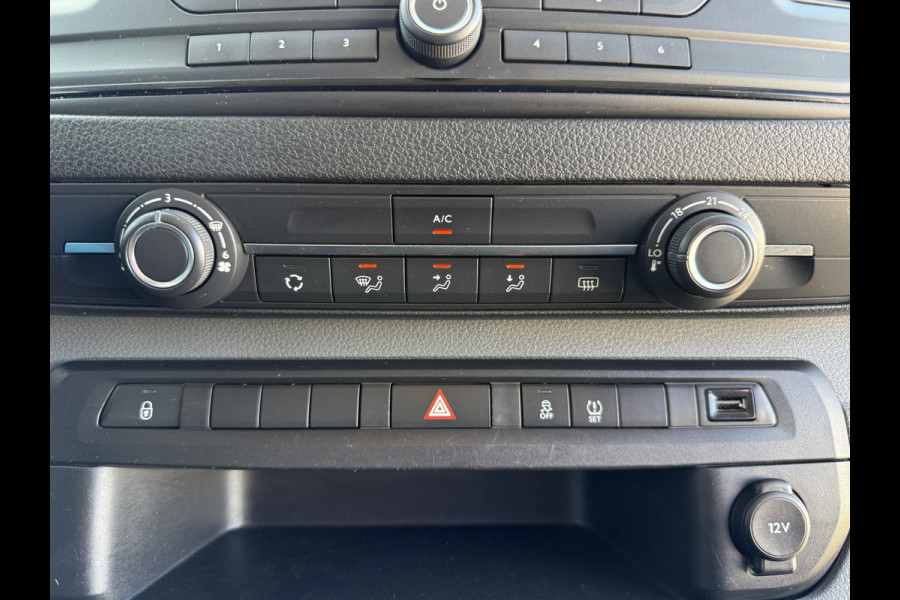 Opel e-Vivaro L2H1 75 kWh 136PK 9-persoons L2H1 330km WLTP 93,7% (SOH) Dubbele schuifdeuren Snelladen Laadkabel Climate control Parkeersensoren